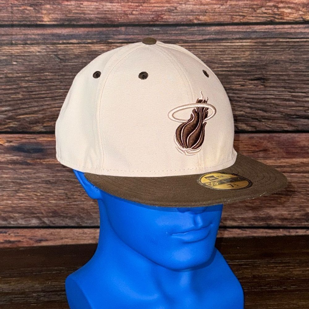 New Era Hardwood Classics Miami Heat Fitted Hat 7-3/4